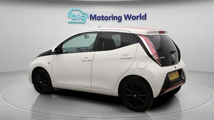 Used 2018 Toyota Aygo x-press Hatchback | £8,500 (Fair price)