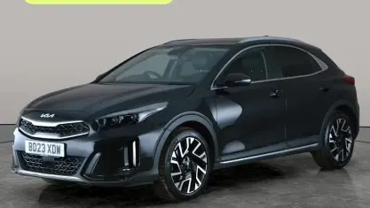 Usado Kia XCeed 160 HP (117 kW) 2023 Preto SUV