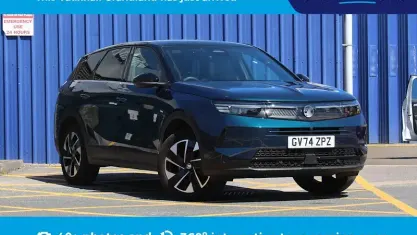 Used Vauxhall Grandland X Ultimate 136 HP (100 kW) 2025 Blue SUV