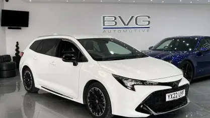 Used Toyota Corolla Sport 122 HP (89 kW) 2022 White Estate