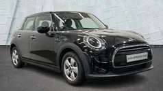 Used 2022 Mini Cooper Classic Hatchback | £17,400 (Good price)