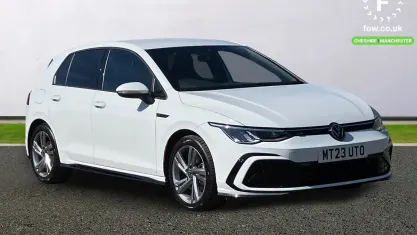 Second-hand VW Golf VIII R-line 150 CP (110 kW) 2023 Hatchback