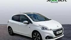 White Used 2019 Peugeot 208 S Hatchback | £7,995 (Fair price)