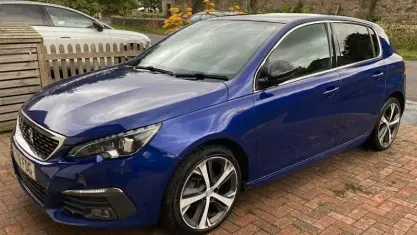 Used Peugeot 308 GT-line 131 HP (96 kW) 2020 Hatchback