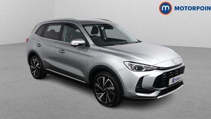 Usado MG ZS Trophy 196 HP (144 kW) 2025 Prateado SUV