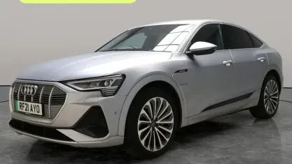 Usado Audi e-tron Sportback S-Line 300 kW (408 CV) 2022 SUV