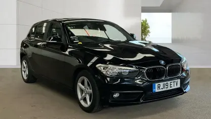 Used BMW 118 Sport Line 136 HP (100 kW) 2019 Black Hatchback