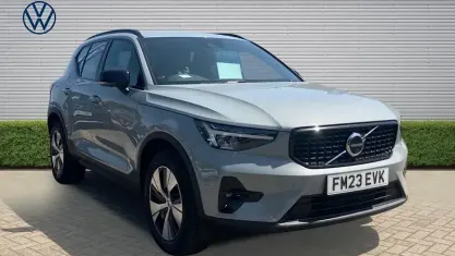 Used Volvo XC40 Plus 211 HP (155 kW) 2023 Grey SUV