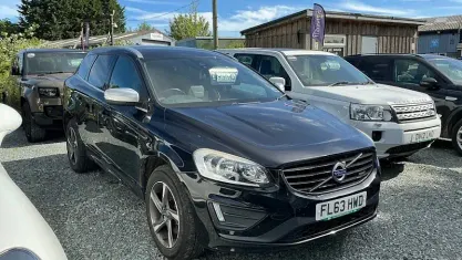 Used Volvo XC60 R-Design 215 HP (158 kW) 2015 SUV