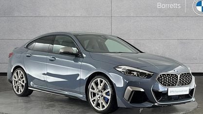 Begagnad BMW M235 Shadowline 306 HK (225 kW) 2024 Grå Sportkupé