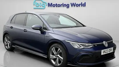 Used VW Golf VIII R-line 150 HP (110 kW) 2023 Blue Hatchback