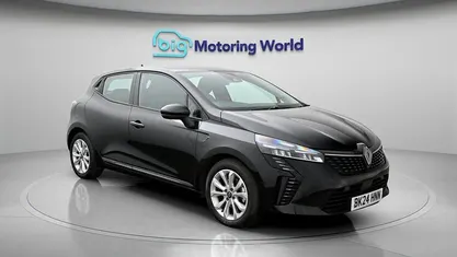 Used Renault Clio V Evolution 143 HP (105 kW) 2024 Hatchback