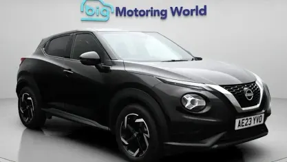 Usado Nissan Juke N-Connecta 114 HP (83 kW) 2023 Preto SUV
