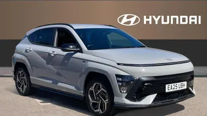 Używany Hyundai Kona N Line 129 KM (94 kW) 2025 Szary SUV