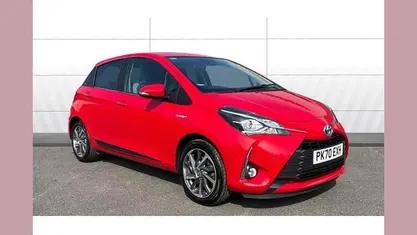 Used Toyota Yaris Hybrid 101 HP (74 kW) 2020 Hatchback
