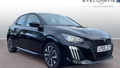 Black Used 2025 Peugeot 208 Style Hatchback | £16,820 (Fair price)