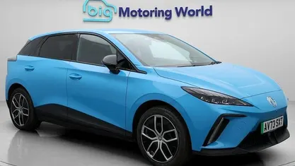 Used 2025 MG MG4 EV Trophy Hatchback | £15,471 (Good price)