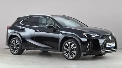 Używany Lexus UX 250h Sport Design Packet 184 KM (135 kW) 2024 SUV