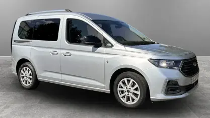 Used Ford Tourneo Connect Titanium 122 HP (89 kW) 2024 MPV