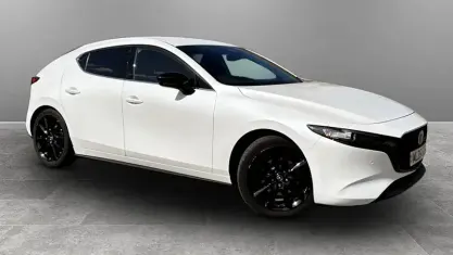 Used Mazda 3 Homura-Line 140 HP (102 kW) 2025 White Hatchback