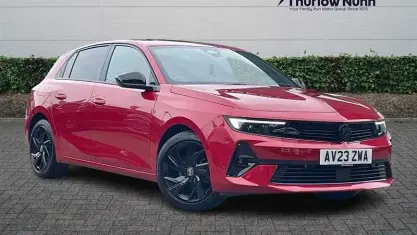 Used Vauxhall Astra S 131 HP (96 kW) 2023 Red Hatchback