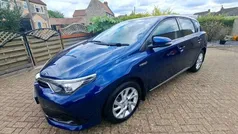 Blue Used 2016 Toyota Auris Hybrid Business Edition Hatchback | £11,799 (Fair price)