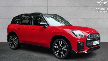 Used Mini Countryman Sport 170 HP (125 kW) 2025 Red SUV