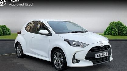 Begagnad Toyota Yaris Hybrid 116 HK (85 kW) 2026 Halvkombi
