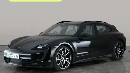Usado Porsche Taycan Sport Turismo 500 kW (680 HP) 2023 Preto Carrinha