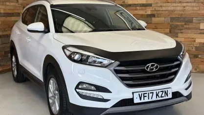 Used Hyundai Tucson SE 116 HP (85 kW) 2017 White SUV