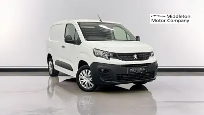 Usado Peugeot Partner 102 HP (75 kW) 2021 Branco Monovolume