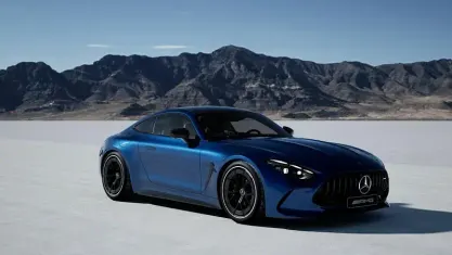 Ny Mercedes AMG GT Premium Plus 585 HK (430 kW) 2026 Sportkupé