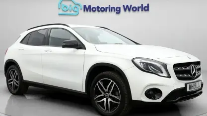Used Mercedes GLA180 Urban 122 HP (89 kW) 2019 White SUV