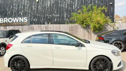 Used Mercedes A180 AMG line 109 HP (80 kW) 2016 White Hatchback