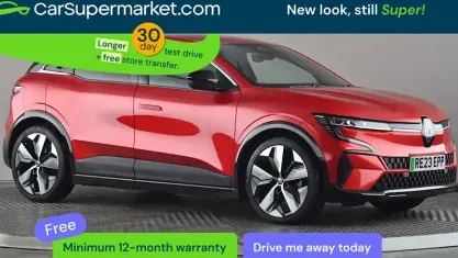 Begagnad Renault Megane E-Tech Techno 160 kW (218 HK) 2023 Halvkombi