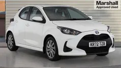 White Used 2022 Toyota Yaris Hybrid Hatchback | £15,291 (Good price)