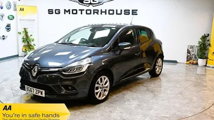 Grey Used 2017 Renault Clio IV Dynamique Hatchback | £7,495 (Fair price)