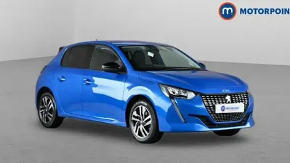 Używany Peugeot 208 Allure+ 131 KM (96 kW) 2023 Niebieski Hatchback