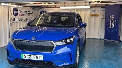 Usado Skoda Enyaq iV Suite 131 kW (179 CV) 2021 Azul SUV