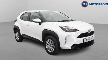 Used Toyota Yaris Hybrid 116 HP (85 kW) 2026 Estate