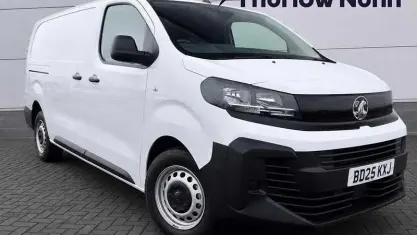 Used Vauxhall Vivaro 145 HP (106 kW) 2025 White MPV