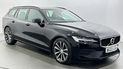 Used Volvo V60 Momentum 163 HP (119 kW) 2021 Black Estate