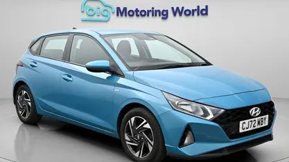 Used Hyundai i20 SE 101 HP (74 kW) 2023 Turquoise Hatchback
