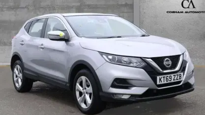 Used Nissan Qashqai Acenta Premium 160 HP (117 kW) 2020 Silver SUV