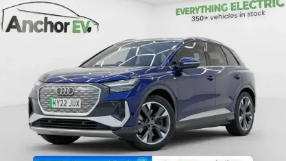 Używany Audi Q4 e-tron S-Line 150 kW (204 KM) 2022 Niebieski SUV