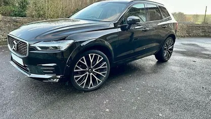 Used Volvo XC60 R-Design Pro 250 HP (183 kW) 2019 SUV