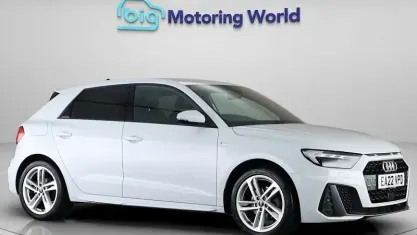 Used Audi A1 Sportback S-Line 110 HP (80 kW) 2022 White Hatchback