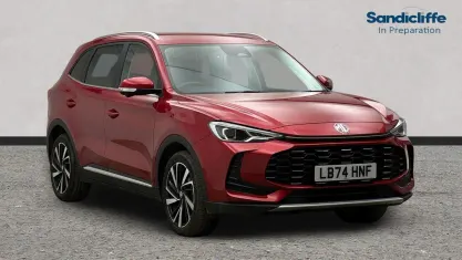 Begagnad MG ZS Trophy 196 HK (144 kW) 2024 Röd SUV