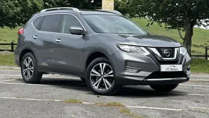 Used Nissan X-Trail N-Connecta 131 HP (96 kW) 2017 Grey SUV