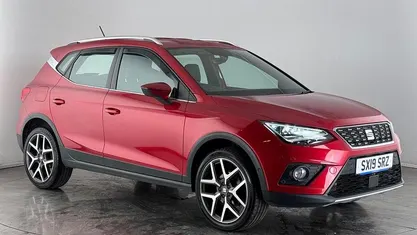 Red Used 2019 Seat Arona XCELLENCE Lux SUV | £12,450 (Fair price)